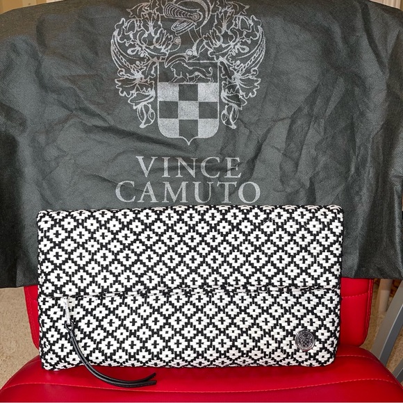 Vince Camuto Handbags - Vince Camuto Calli black white woven clutch purse